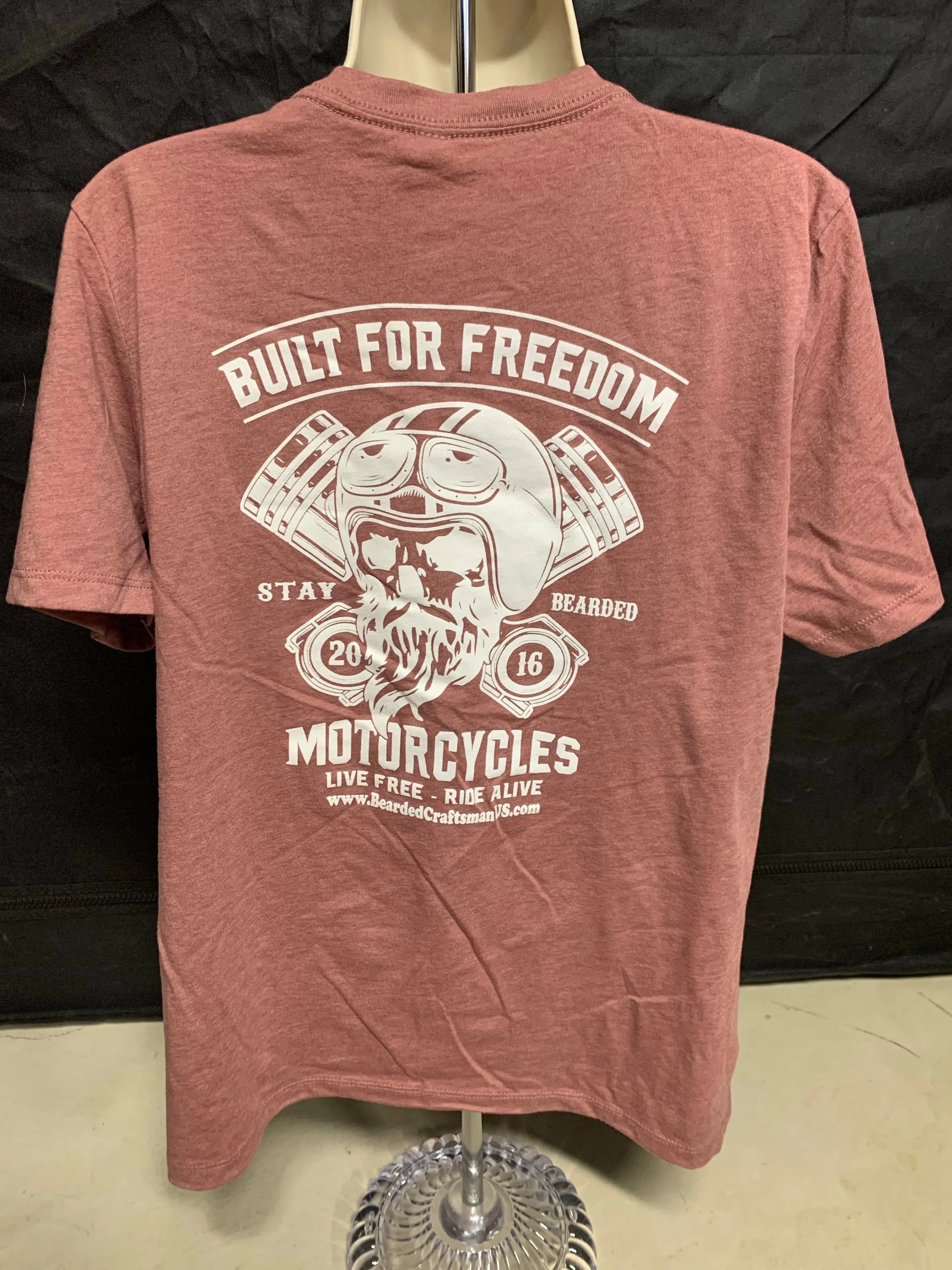 Built for Freedom Ladies V-Neck The Bearded Craftsman US